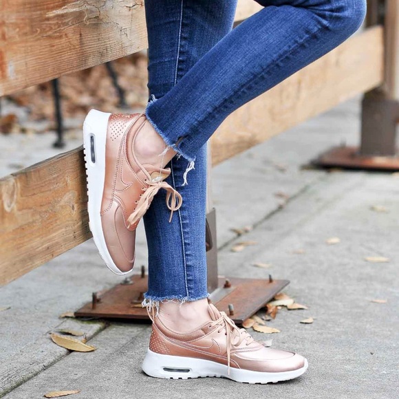 Nike W Air Max Thea in Rose Gold - Picture 5 of 15